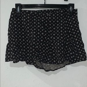 Mine cotton circle pattern shorts